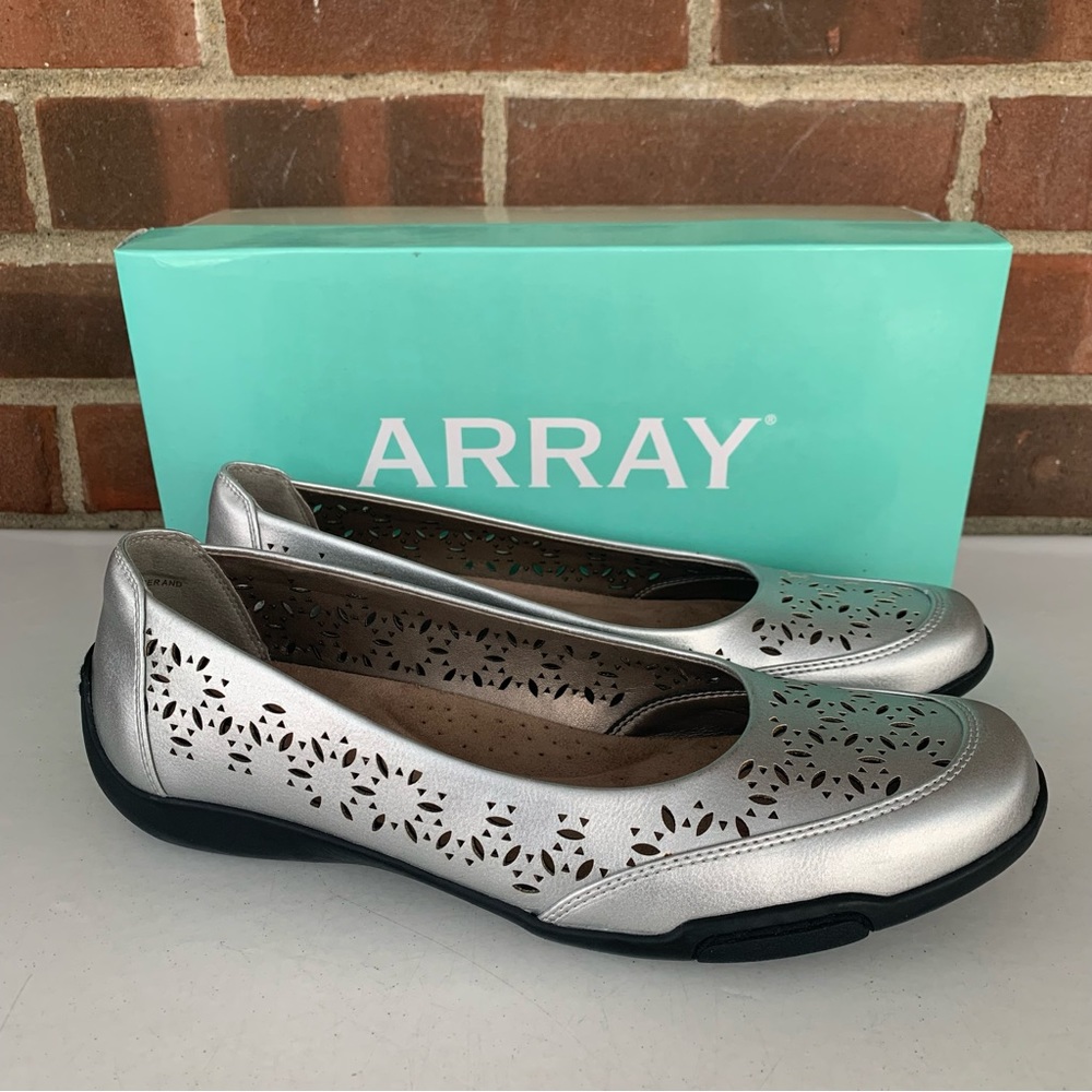 Array Jorden Silver Slip On Shoes Flats Loafers Women’s US 9 M